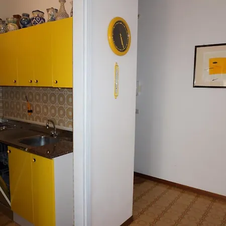 Great Flat With Shared Pool For Six Guests-beahost *